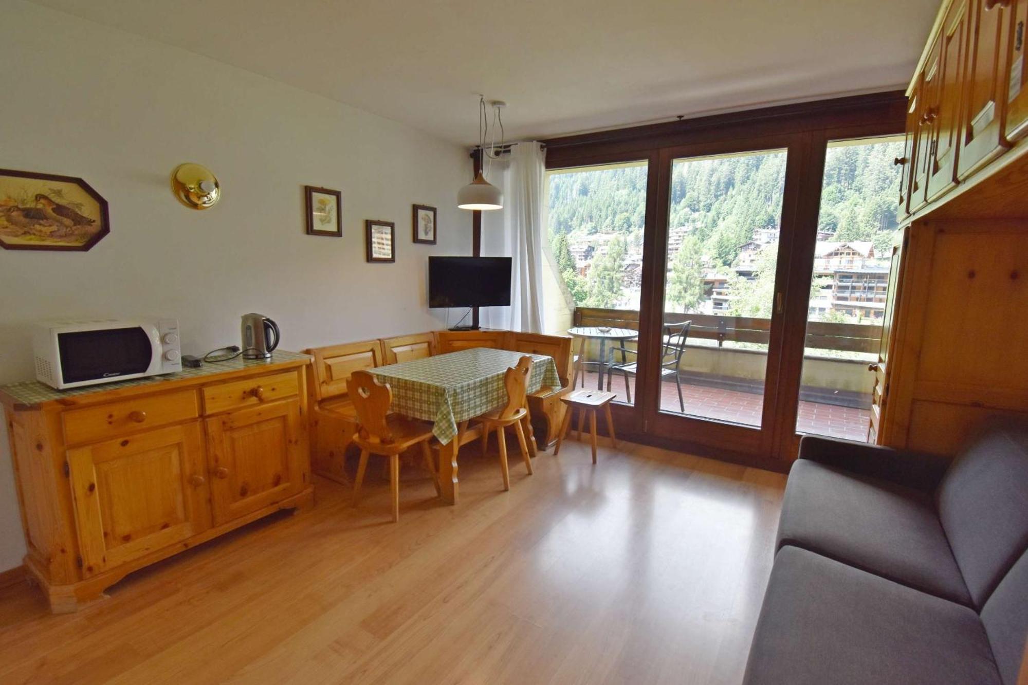 Residenza Silvana Мадона ди Кампильо Екстериор снимка