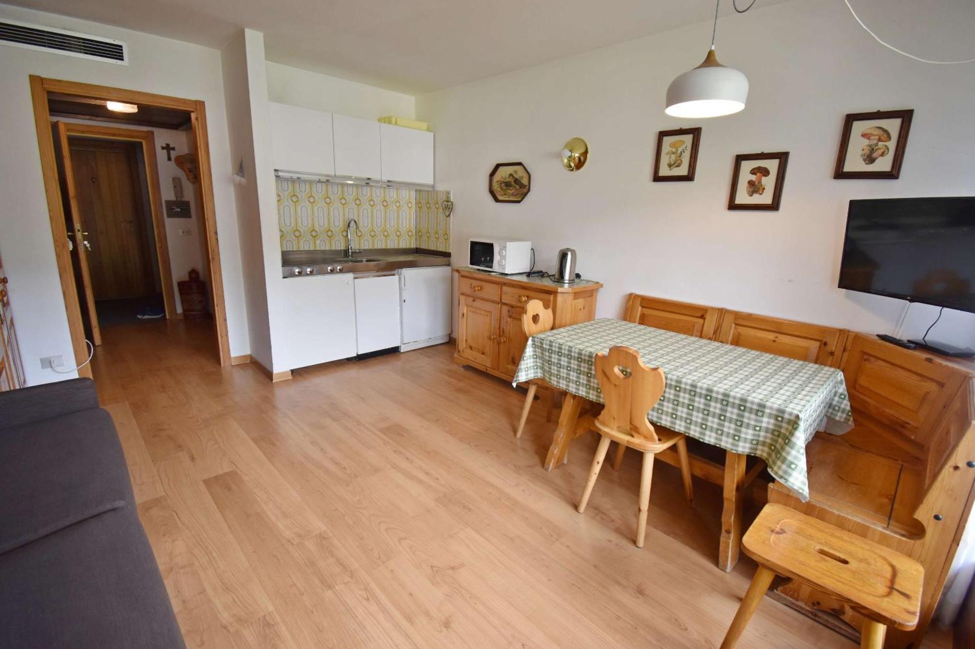 Residenza Silvana Мадона ди Кампильо Екстериор снимка